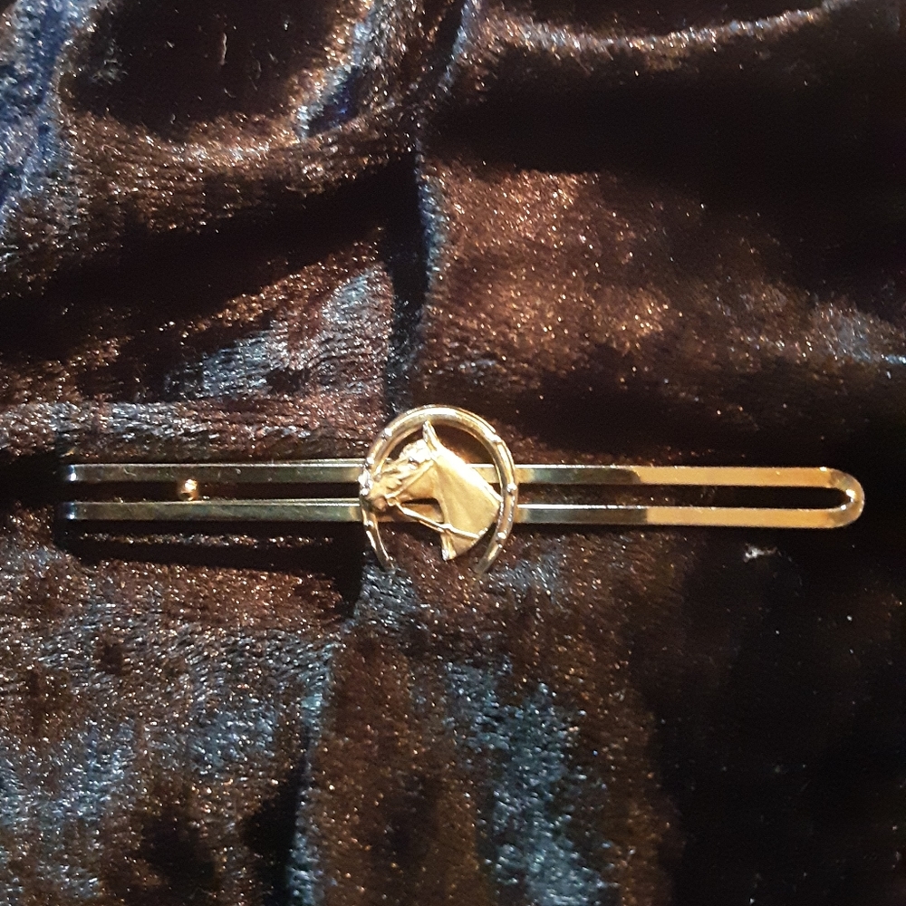 VINTAGE GOLD EQUESTRIAN TIE BAR